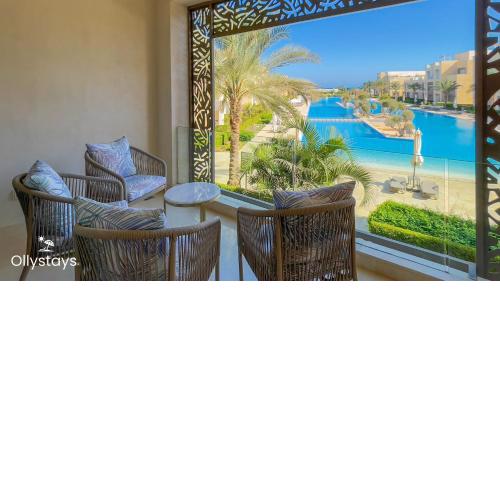 Mangroovy Seaview 2BR Beach and Pool Free access