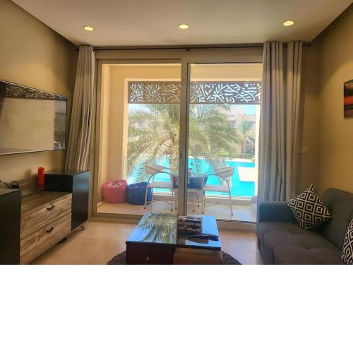 Mangroovy Serinity 2br pool view
