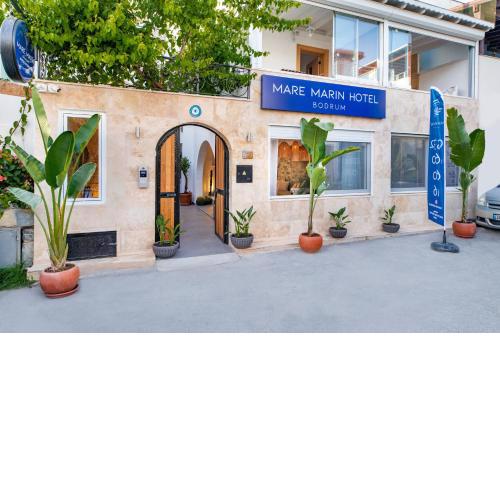 MARE MARIN BOUTIQUE HOTEL
