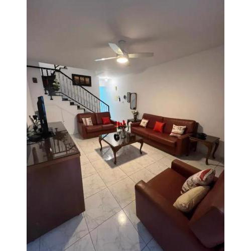 Marias Spacious Aparment