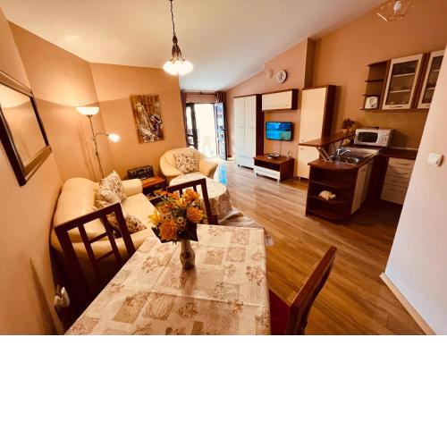Marina Apartment - Mountain View