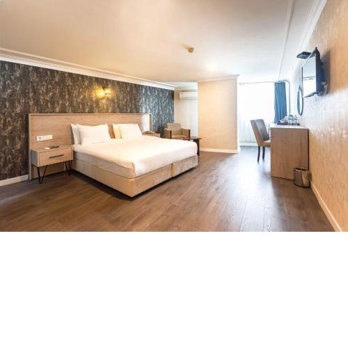 Marina Park Hotel