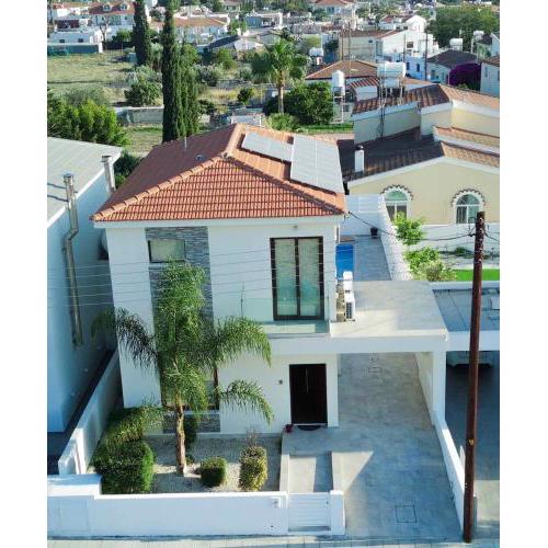 Marios Villa