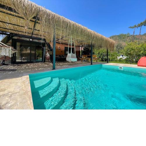 Marmaris-Hisarönü'nde Isıtmalı Havuzlu Villa