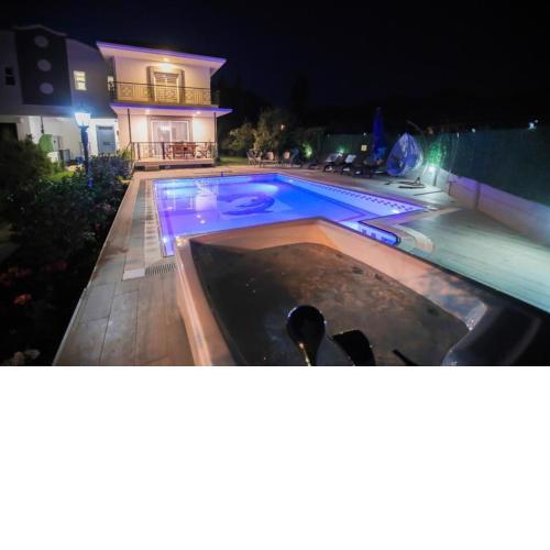 Marmaris'te Özel Havuzlu Villa
