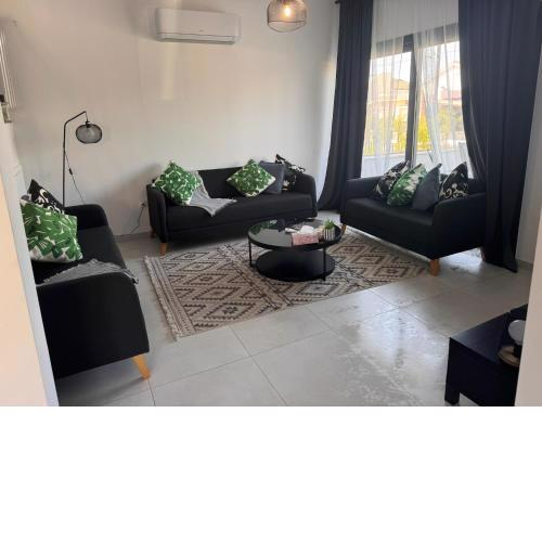 Maroulla's Urban Beach Living