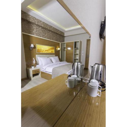 mars hotel