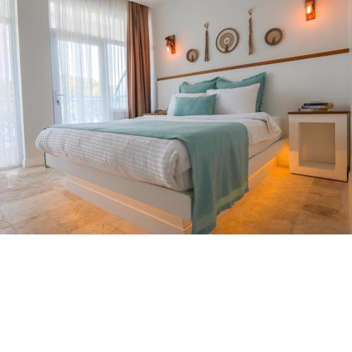 Mavi Cam Hotel Ayvalik