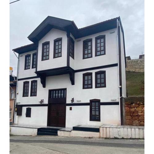 MECİT KAPTAN KONAĞI