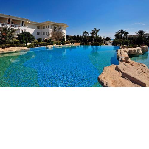 Medina Belisaire And Thalasso