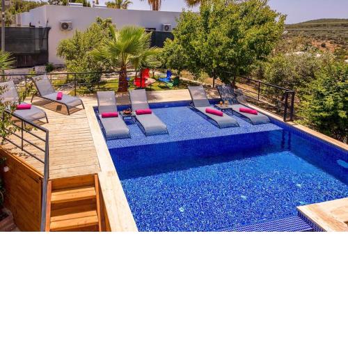 Mehmet Apt Suite 3