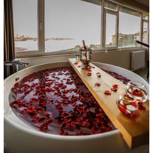 Melek Hotels Moda