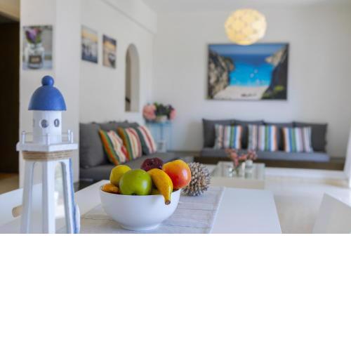 Melis Villa - Charming villa in Central Protaras