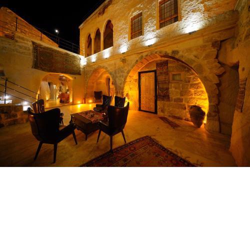 Memories Cave House