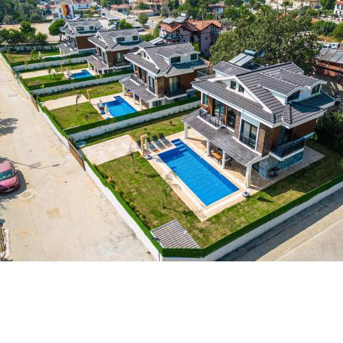 Memories Downtown Villas
