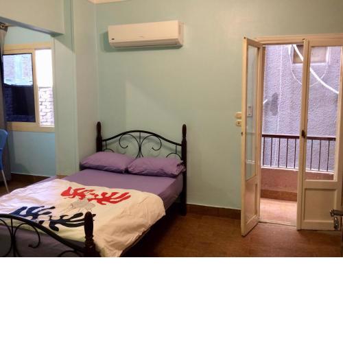 Men Only - Private Room WiFi 5G AC Balcony in Heliopolis Shared Bathroom