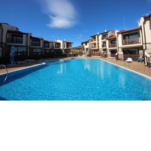 Menada Imperial Heights Villas