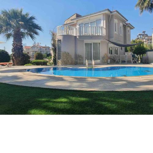 Mesan Golfing Villa
