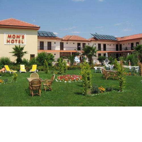 MG Moms Hotel