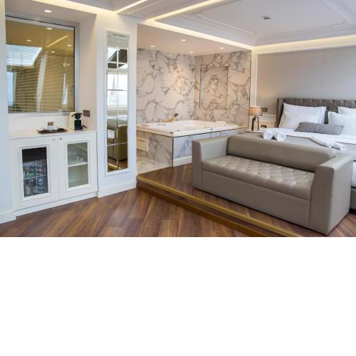 Mina Hotel - Special Category