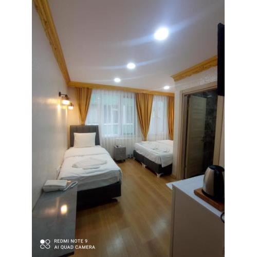 MiR COMFORT HOTEL