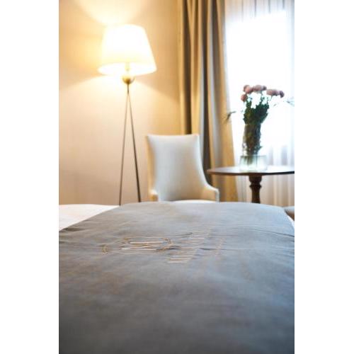 Mira Otel Alsancak