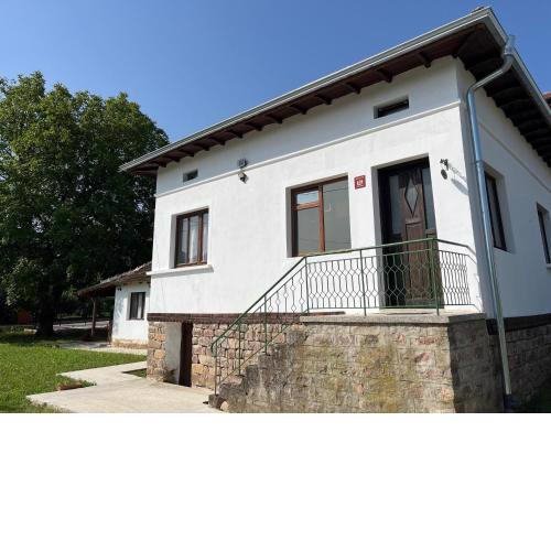 Miracle Houses Къщи за гости Чудеса
