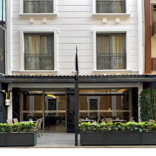 Mithras Hotel