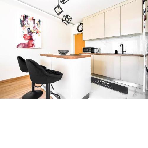 Modern 1br Apartment With All The Comforts Of Home
