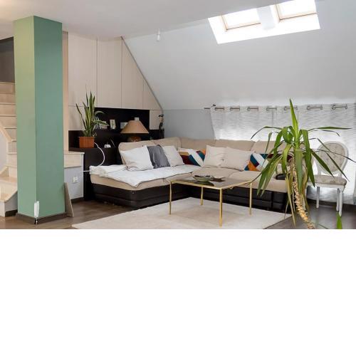 Modern 2-Level Apartment with Balcony in Varna