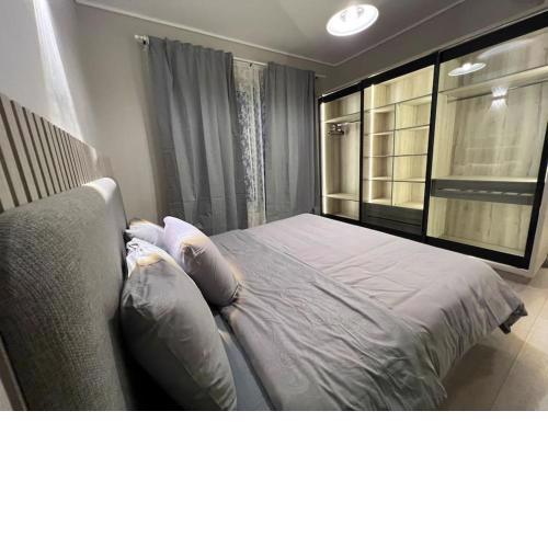 Modern 3BR Hotel Apartment