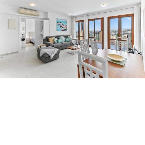 Modern Apartment Oceanus, Theseus Village, Aphrodite Hills