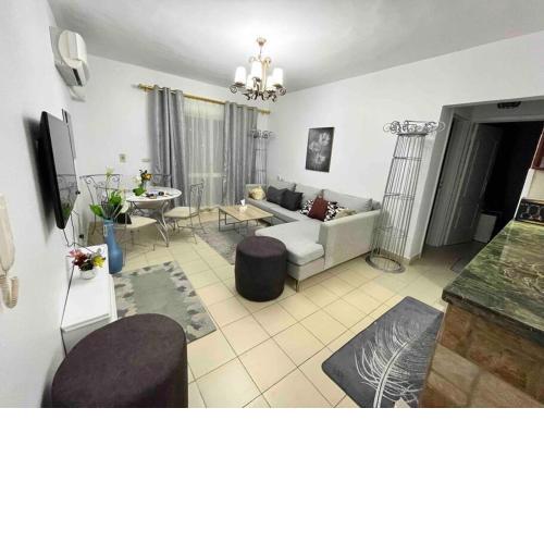 Modern Cozy Apt in Sheikh Zayed