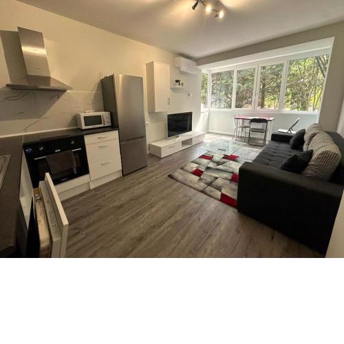 Modern place 2BDR 1Livingroom