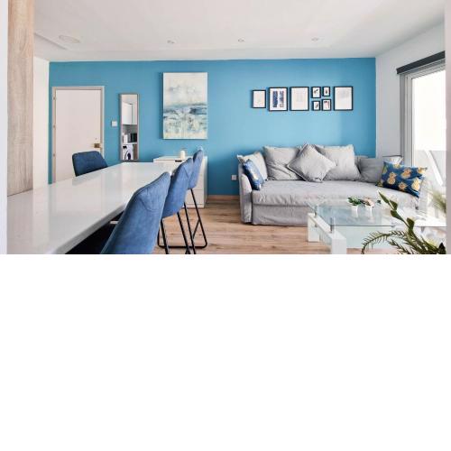 Modern Retreat: 2br Stylish Apt with Comfy Rooms! Smart TV with 200MBPS Internet