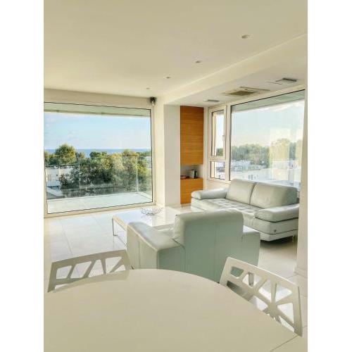 Modern seafront apartment