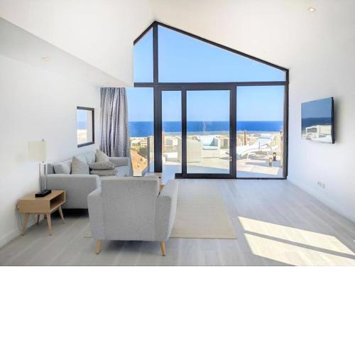 Modern Soma Bay 2BR Villa w sea views, beach & pool access