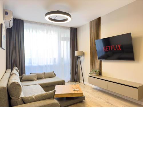 Modern & Spacious Two-Bedroom Apartment