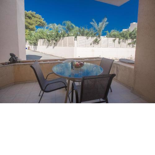 Moderne Erdgeschosswohnung In Ayia Napa