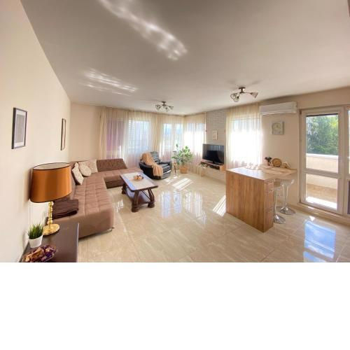 Molly's Suite
