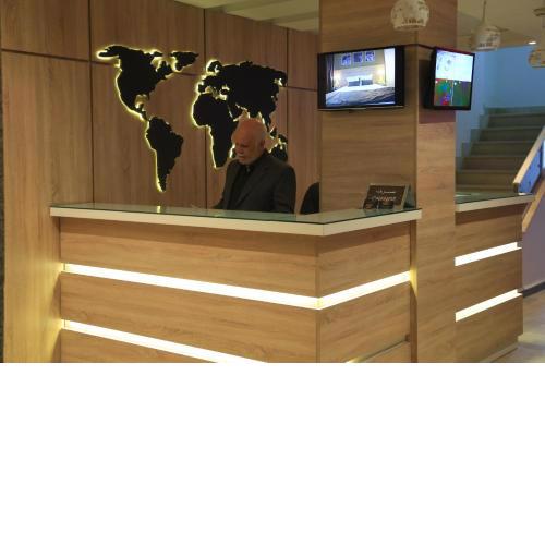 MONDIAL HOTEL