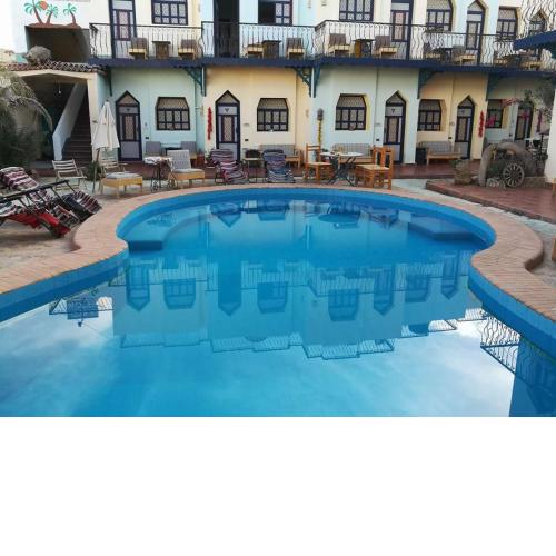 Monica Hotel