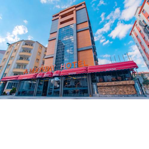 MOONDAY HOTEL
