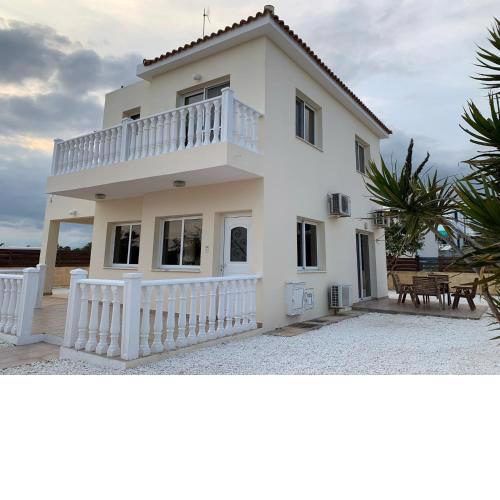 Moonlight Sea View Villa