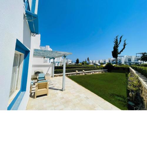 Mountain view - Ground Seaview 3Br Chalet Direct to pool