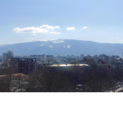 Mountain view apartment