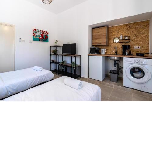 Mufasa Studio in Larnaca w/Terrace