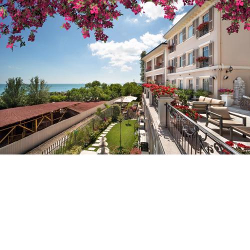 Mula Hotel