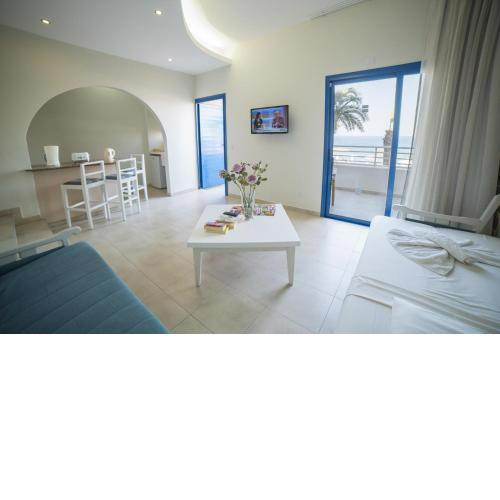 MyroAndrou Beach Hotel Apartments