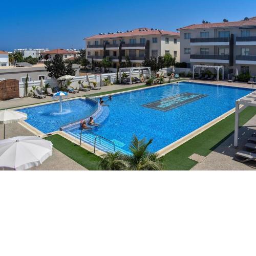 Mythical Sands Resort - Maria
